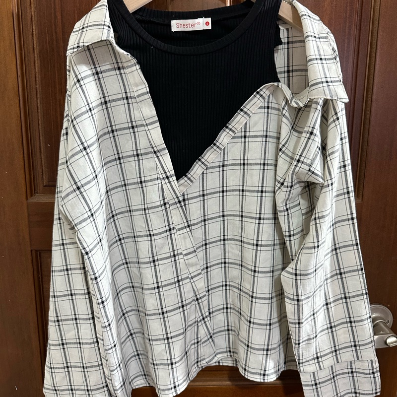 單露肩、假兩件式襯衫！性感與隨性的集合襯衫💓-1