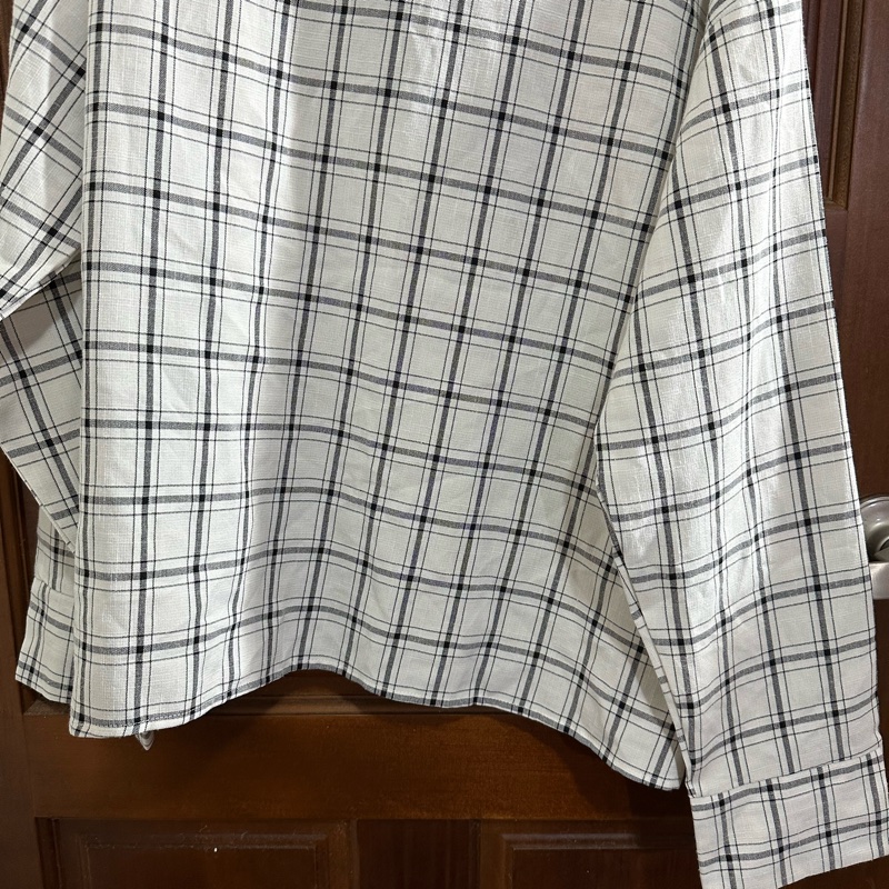 單露肩、假兩件式襯衫！性感與隨性的集合襯衫💓-7