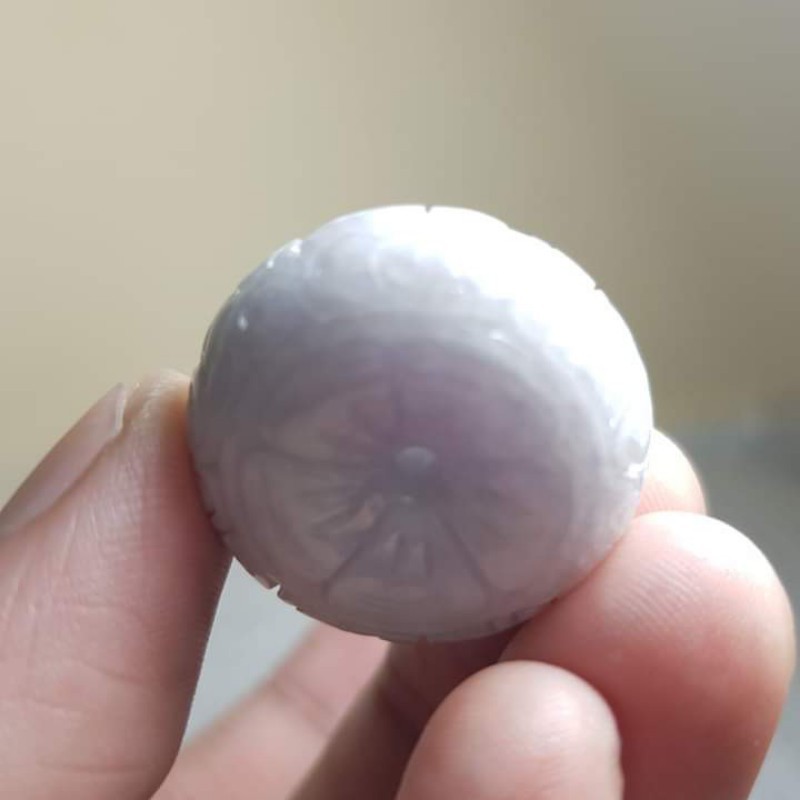 精選翡翠花件-春帶彩仿古雕花平安釦玉墬-5