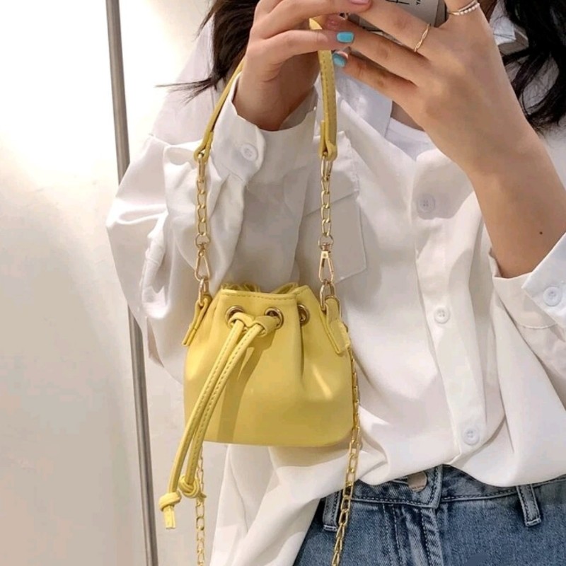 黃色 迷你水桶包 手提包 側背包 斜背包 平價 小資女 二手包-1