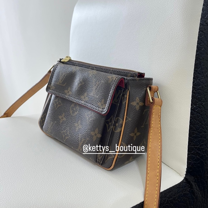 LV 經典花紋豆腐包-0
