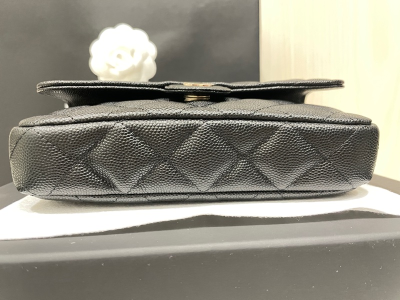 Chanel 全新荔枝黑金 WOC 二合一 手機包-9