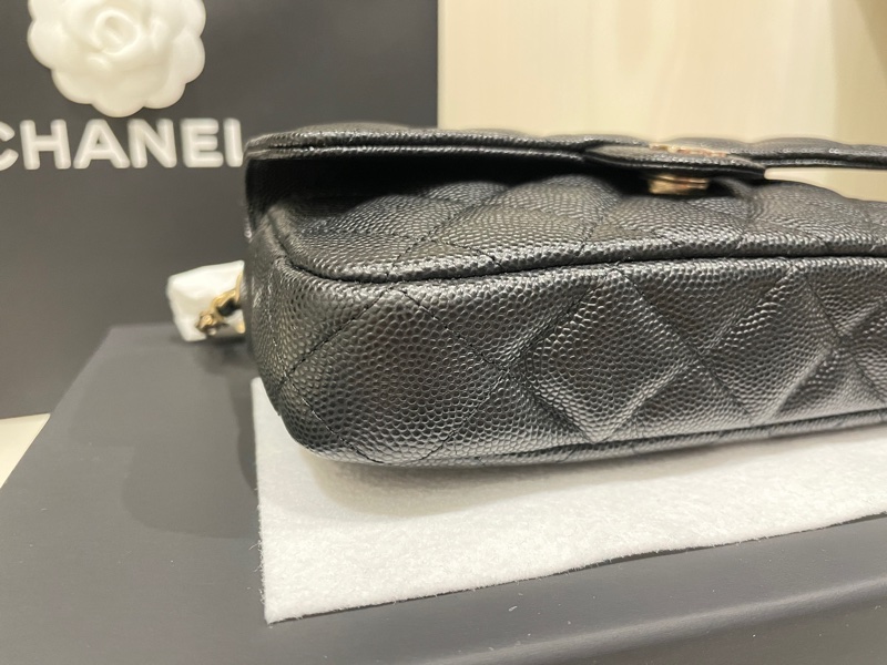 Chanel 全新荔枝黑金 WOC 二合一 手機包-13