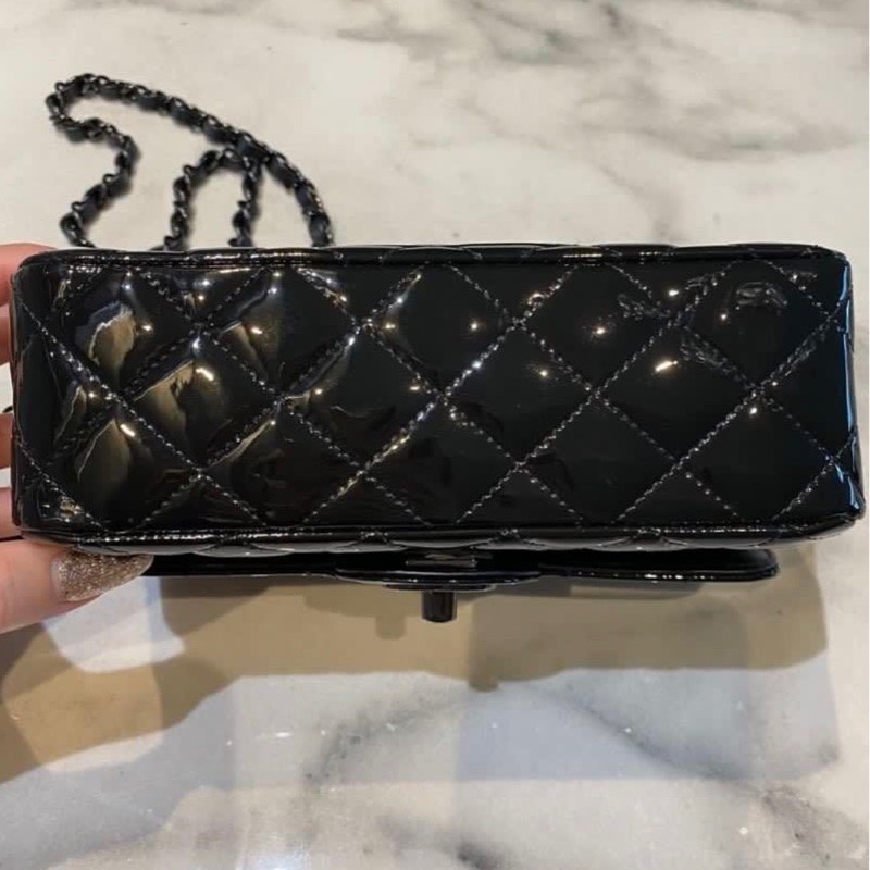 Chanel so black cf20cm 漆皮-7
