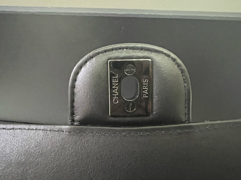 Chanel so black cf20cm 漆皮-8