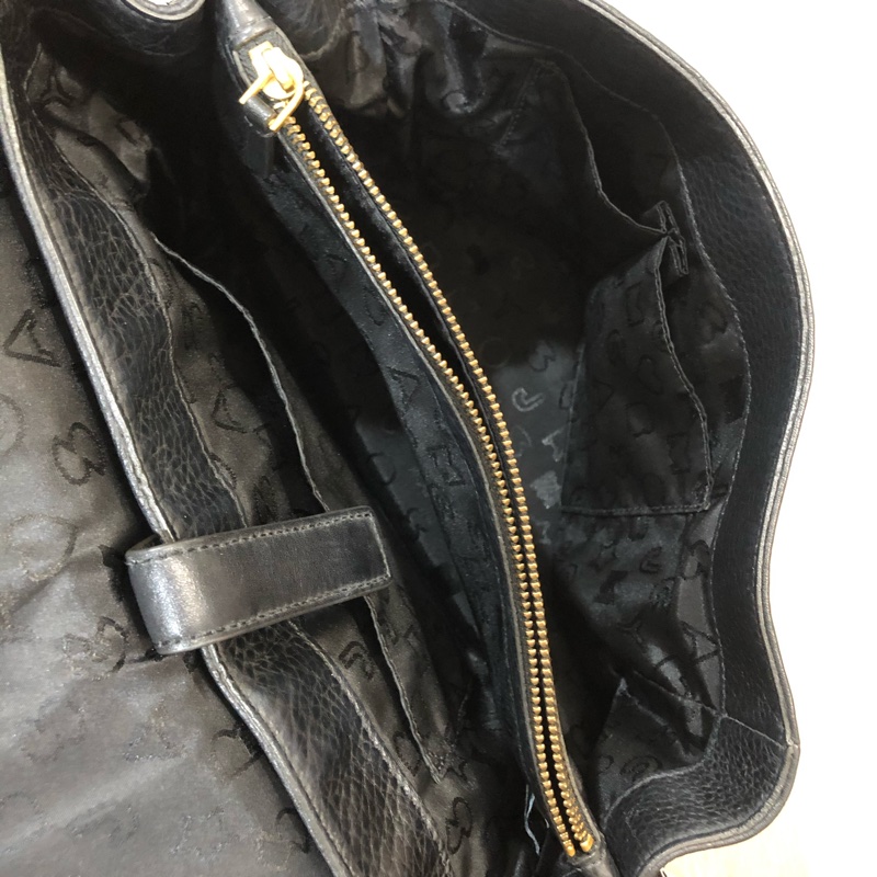 Marc Jacobs 黑色牛皮包-2
