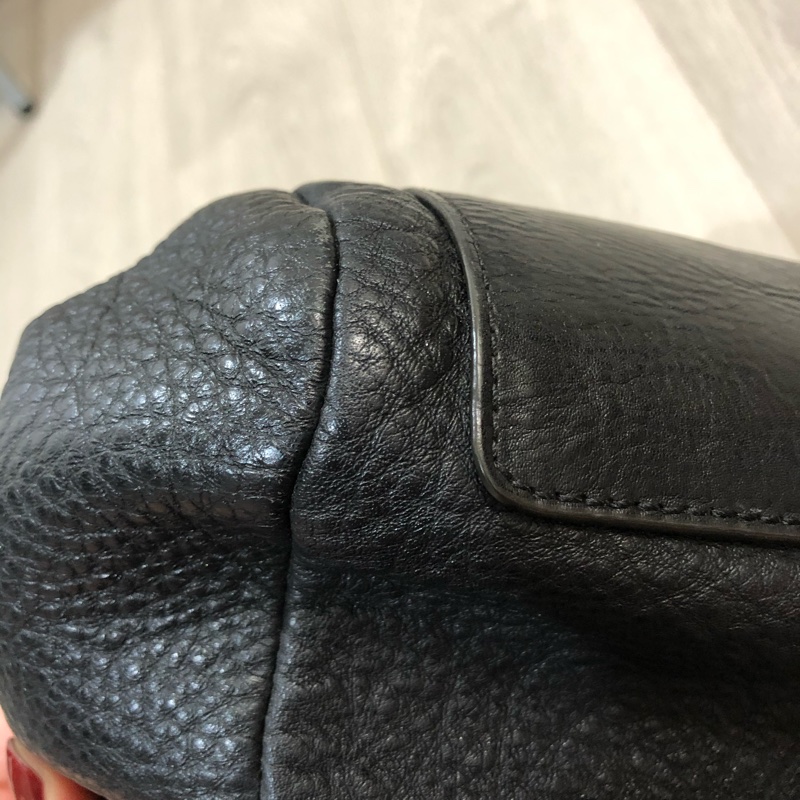 Marc Jacobs 黑色牛皮包-7