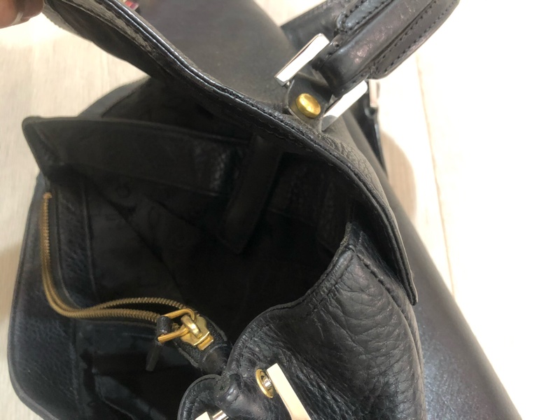 Marc Jacobs 黑色牛皮包-10