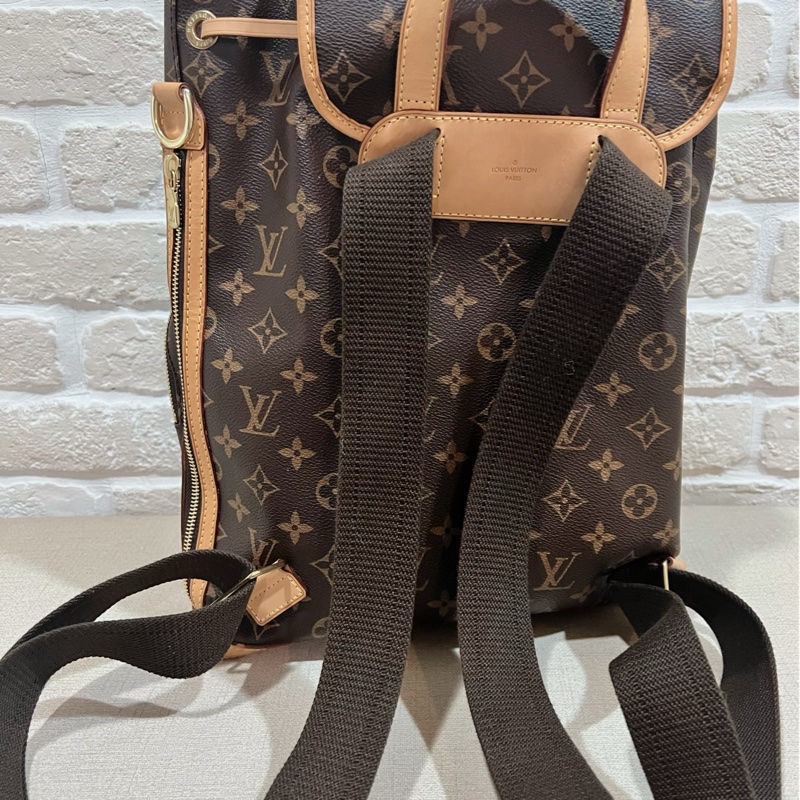 [CEO時尚衣櫥]  LV絕版限量版後背包-2