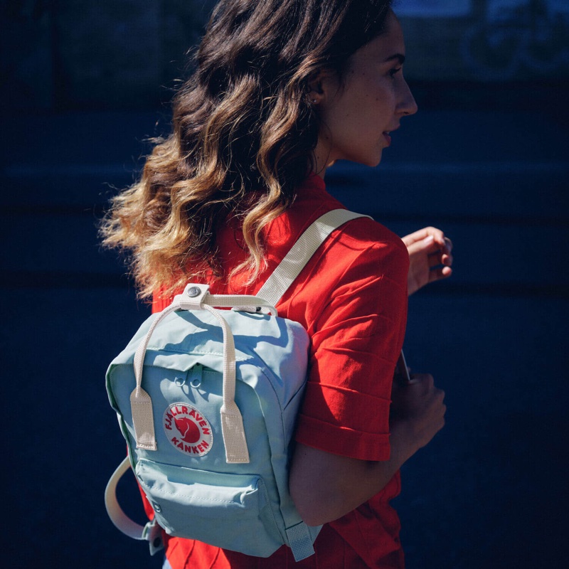全新小狐狸 Fjallraven Kånken mini 背包 7L(660森林綠)-3