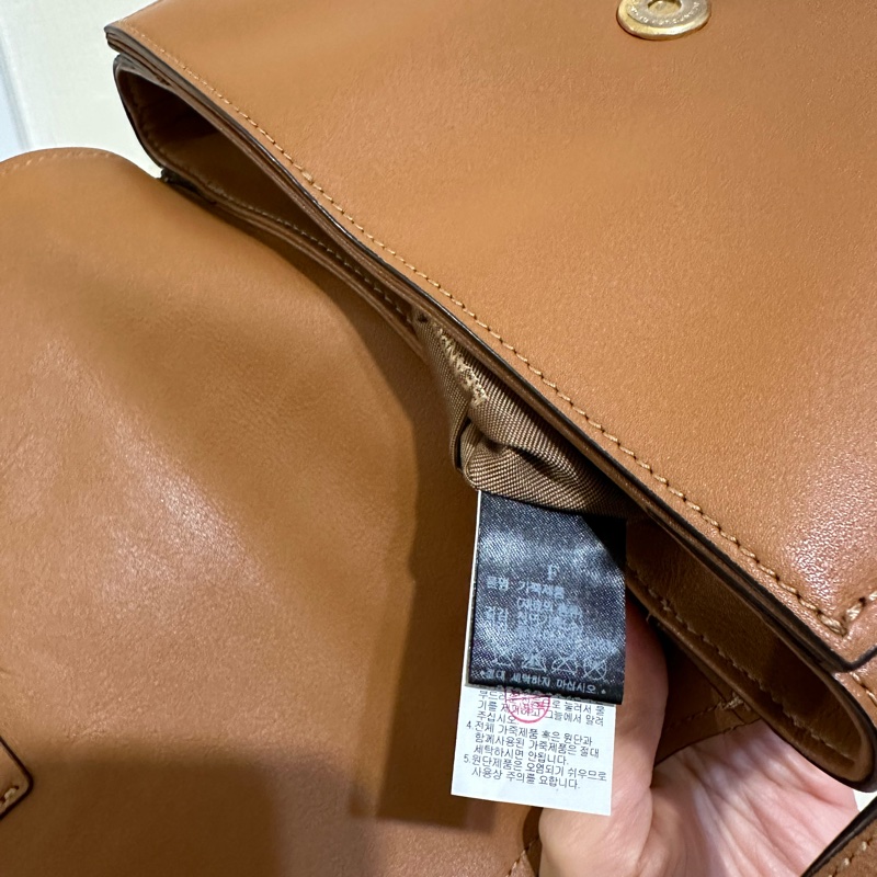 Beanpole 焦糖色方形簡約真皮包 側背 肩背小方包 原價9000元-4