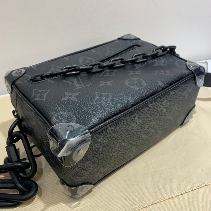 LV MINI SOFT TRUNK  斜背包/側背包/箱包  M44735  全新現貨-7