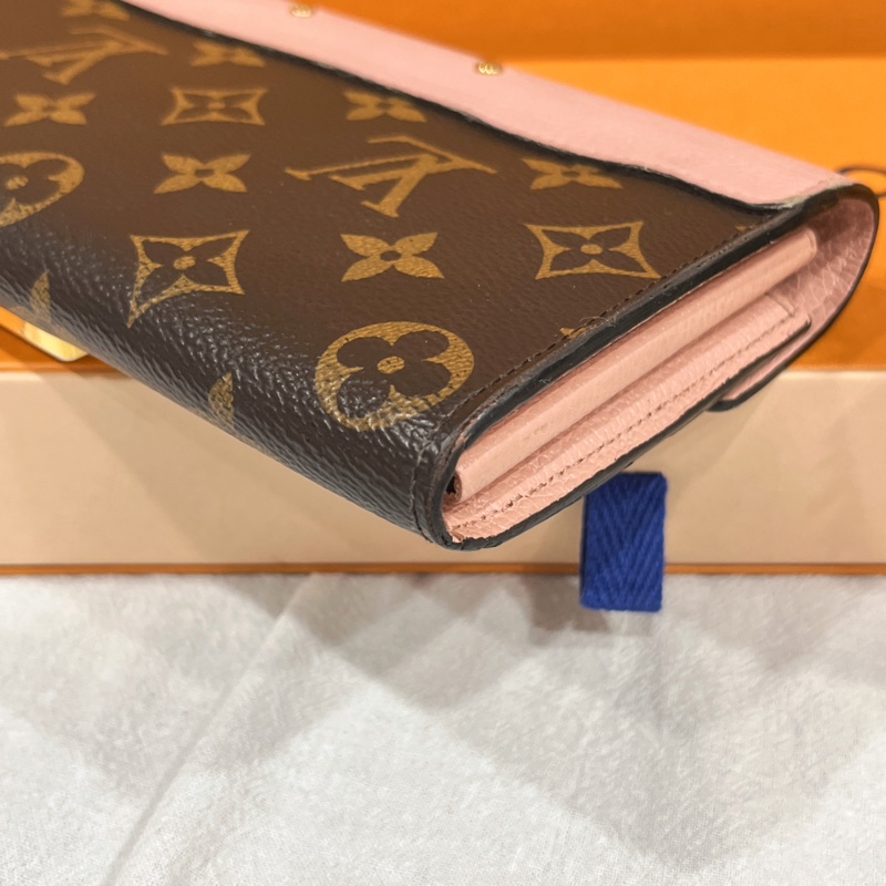 LOUIS VUITTON LV 老花字紋拼粉色皮革 PALLAS1系列二折16卡長夾/皮夾-5
