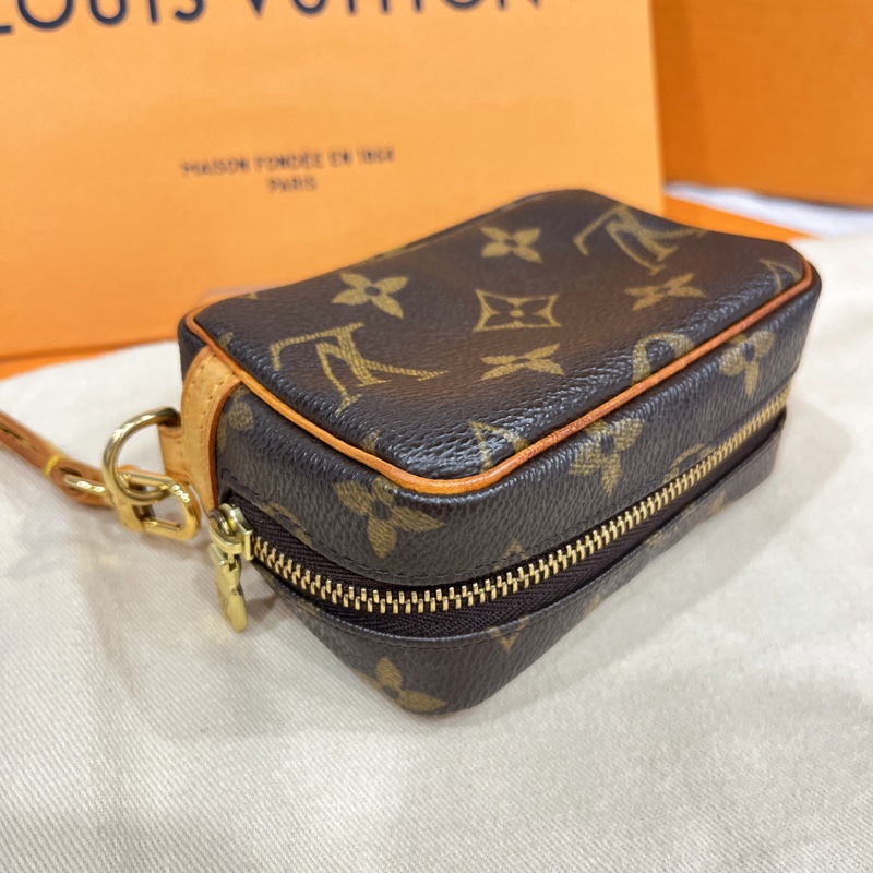 LOUIS VUITTON LV 老花字紋 VINTAGE中古款 mini迷你小相機包/掛頸包-5