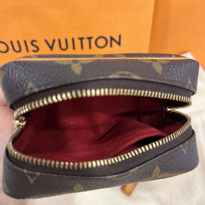 LOUIS VUITTON LV 老花字紋 VINTAGE中古款 mini迷你小相機包/掛頸包-9