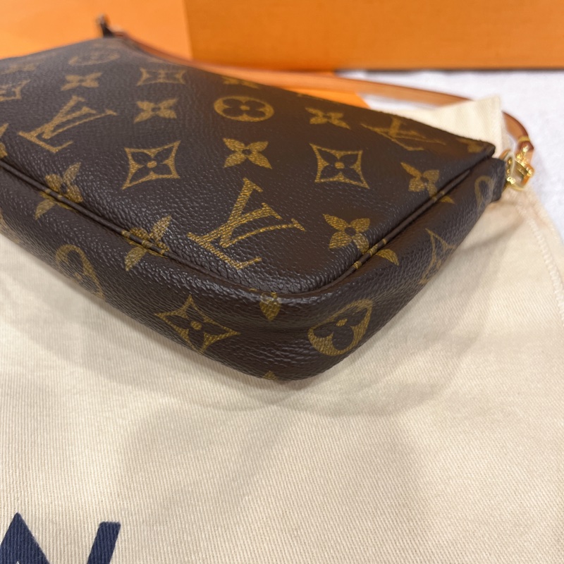 Louis Vuitton LV 老花字紋 中古VINTAGE款 麻將包/腋下包/肩背斜背包/化妝包-4