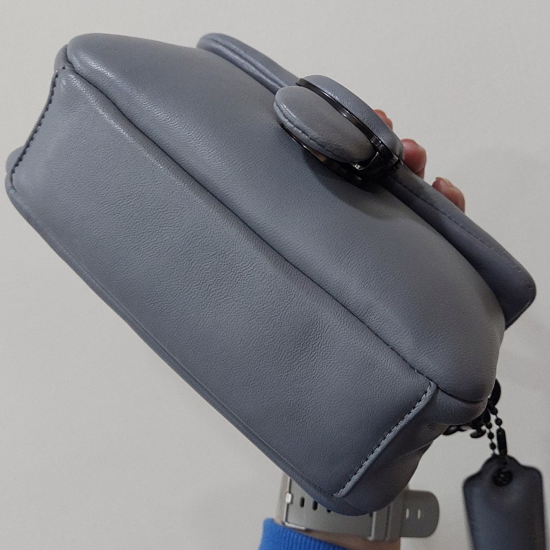 Coach pillow tabby 18 灰色 Nappa 羊皮 枕頭包 側背包 斜背包 手提包 手拎包 精品 包包 小廢包 真皮-9