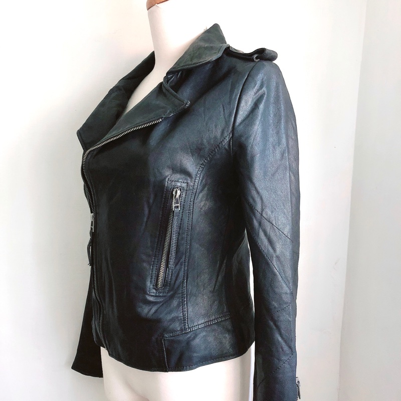 真皮女皮衣外套翻領皮夾克-0