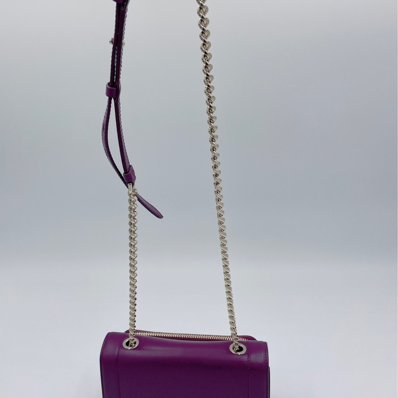 ⭐️客訂商品⭐️Salvatore Ferragamo Vara 蝴蝶結鍊條斜背包(近全新)-12