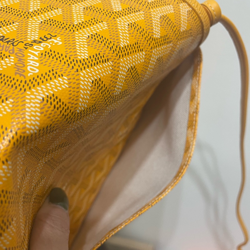 Goyard plumet 信封包 芒果黃-12