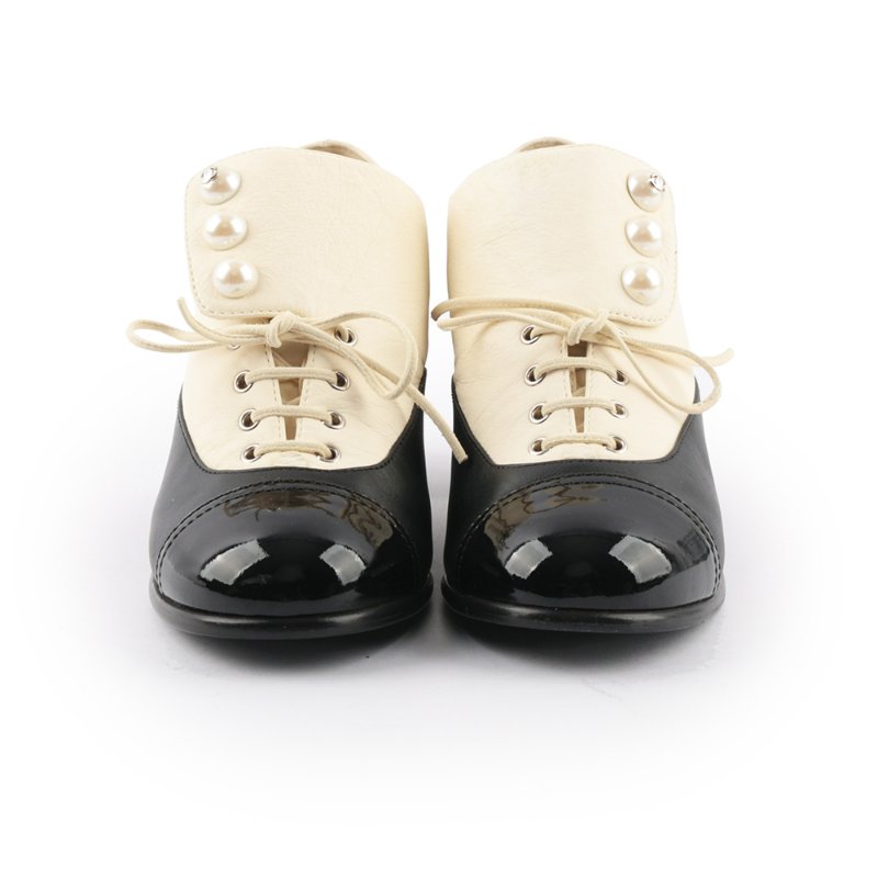 CHANEL 珍珠裝飾綁帶跟鞋(黑色/米白色) (38.5)-1