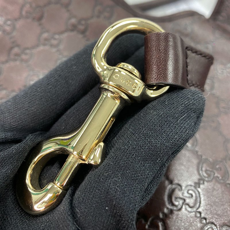 【專業經理人精品】Gucci GG 字母壓紋賈姬包-5