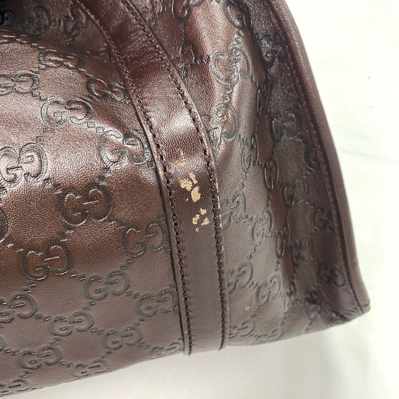 【專業經理人精品】Gucci GG 字母壓紋賈姬包-9