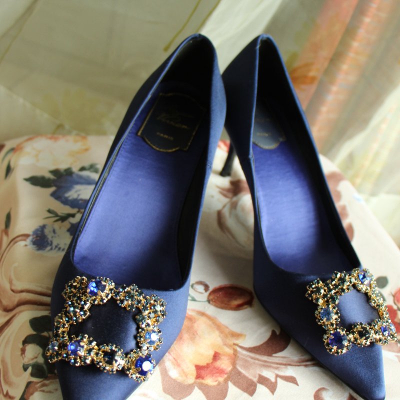 Roger vivier 寶藍色方塊水鑽中跟鞋38號-0