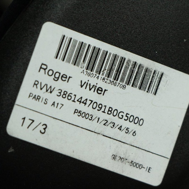 Roger vivier 寶藍色方塊水鑽中跟鞋38號-8