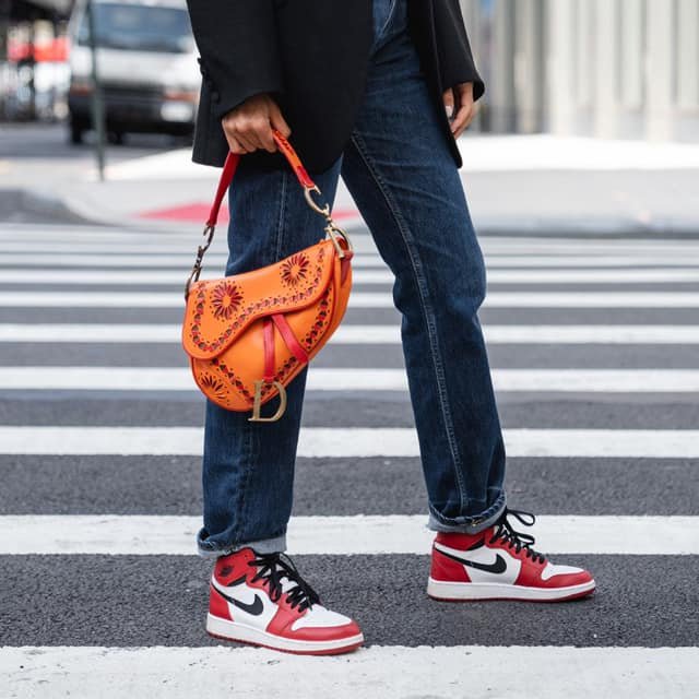 Dior 限量款雕花馬鞍-2