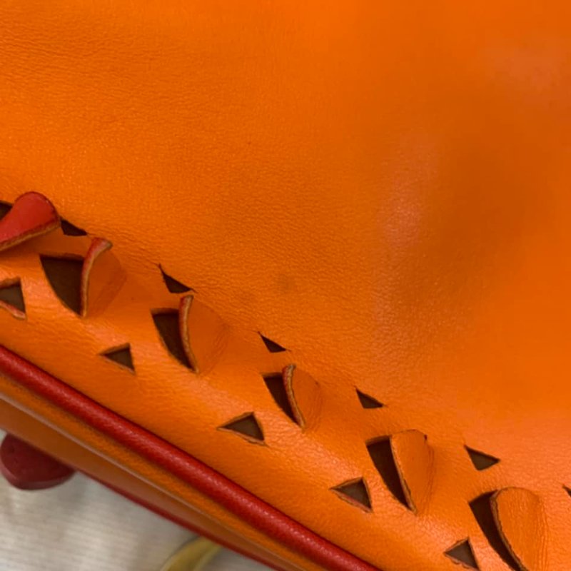 Dior 限量款雕花馬鞍-12