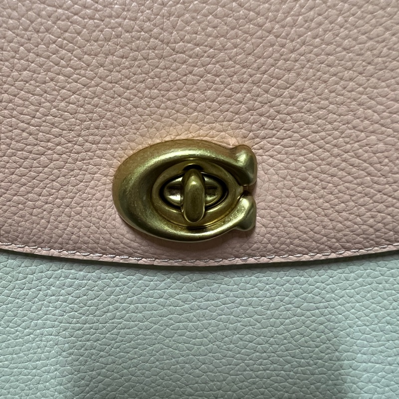 Coach專櫃款 Cassie 19郵差包 撞色粉X奶茶白茘枝皮革款 三用包-6