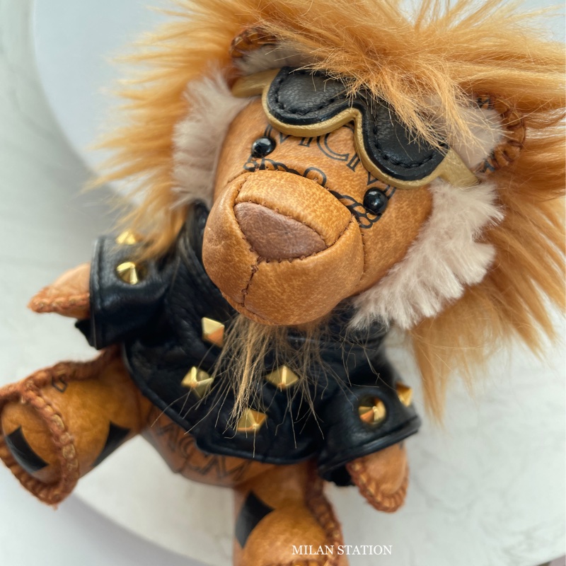 MCM 經典VISETOS飛行獅子造型塗層帆布鑰匙圈/吊飾-0