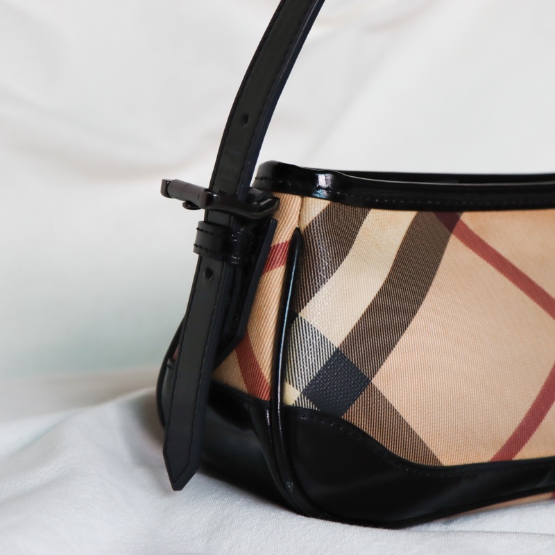 【Vintage】Burberry Nova Check 經典格紋腋下包-1