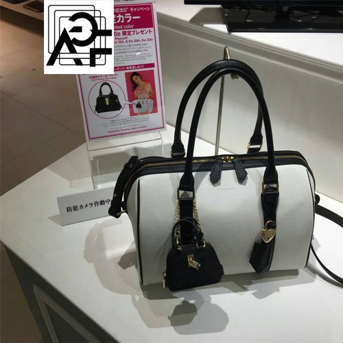 Miranda Kerr x Samantha Thavasa 聯名設計絕版包-1