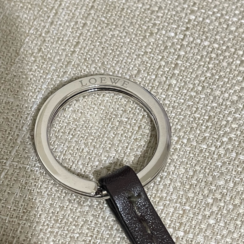 LOEWE 經典Logo鑰匙圈 掛飾-1