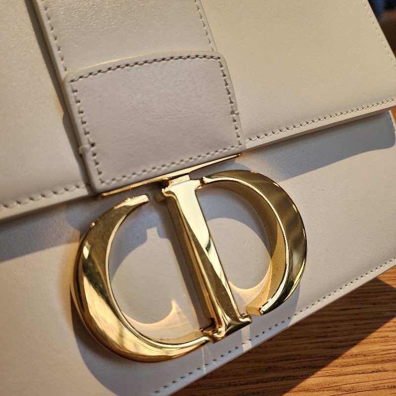 二手真品Dior 30 Montaigne️蒙田包 奶白拋光小牛皮-2