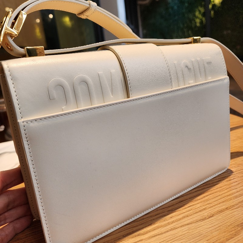 二手真品Dior 30 Montaigne️蒙田包 奶白拋光小牛皮-4