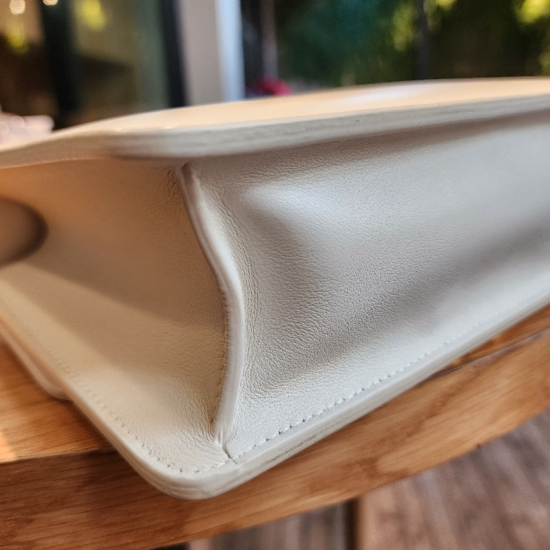 二手真品Dior 30 Montaigne️蒙田包 奶白拋光小牛皮-7