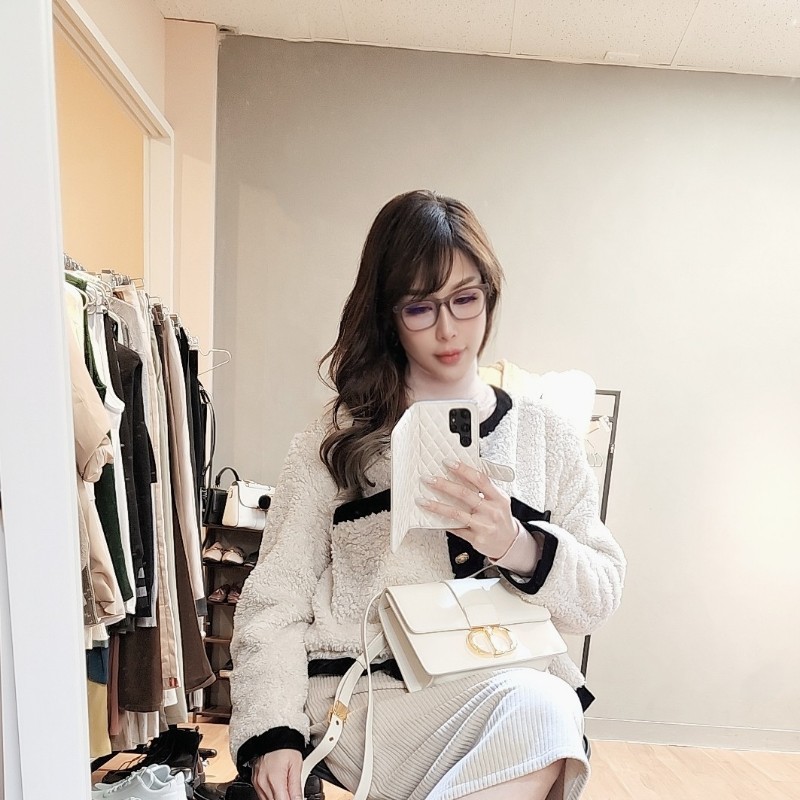 二手真品Dior 30 Montaigne️蒙田包 奶白拋光小牛皮-14