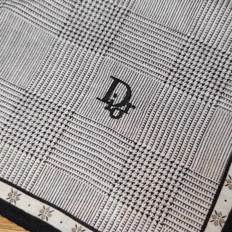DIOR迪奧純蠶絲絲巾+純棉手帕兩件組/9新-6