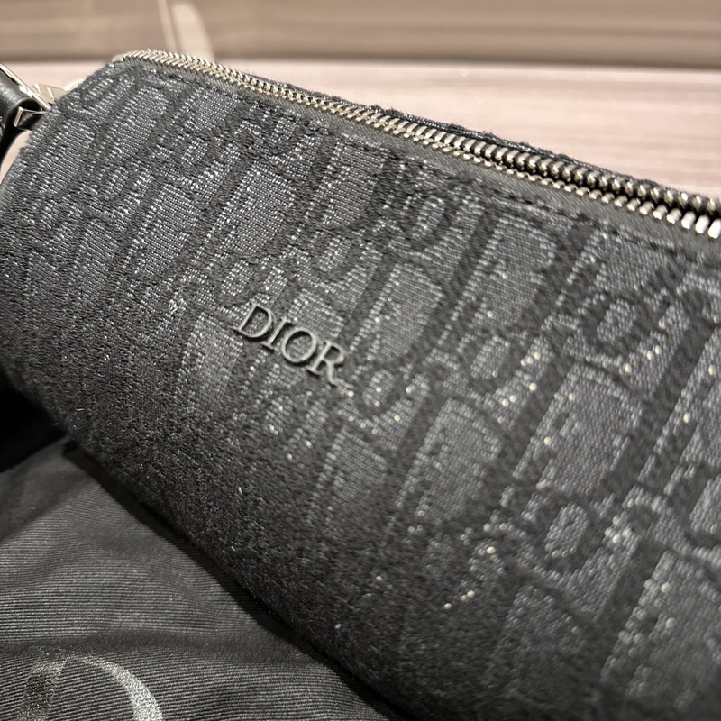 Dior黑色老花圓筒包-2