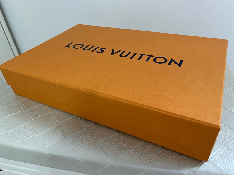 折扣價》正品全新現貨 M77854-LV滿版雙面圍巾(玫粉、100%羊毛)-3