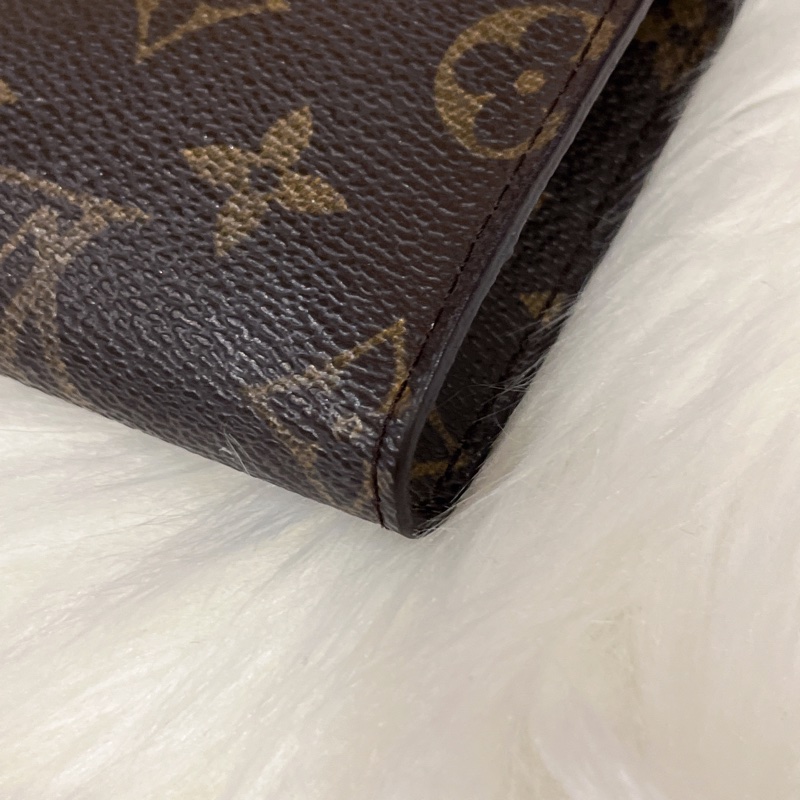 Louis Vuitton LV 老花字紋小化妝包/手拿包-5