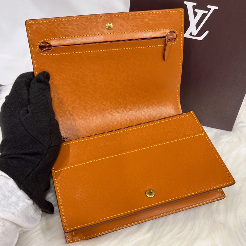 LOUIS VUITTON LV 茶色EPI手拿包/腰包-9