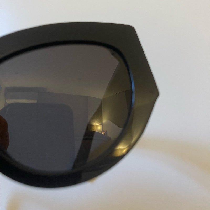 YSL 質感墨鏡大logo 附眼鏡盒及眼鏡布-5