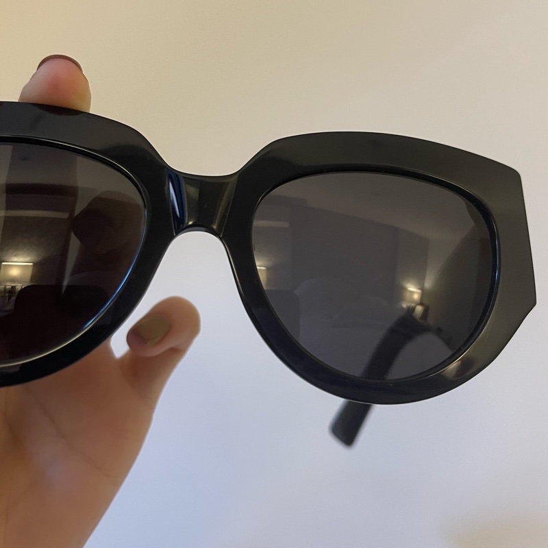 YSL 質感墨鏡大logo 附眼鏡盒及眼鏡布-7