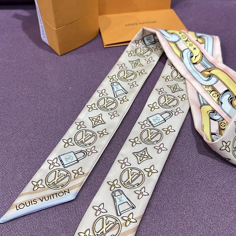 全新 LV 絲巾❤️-1