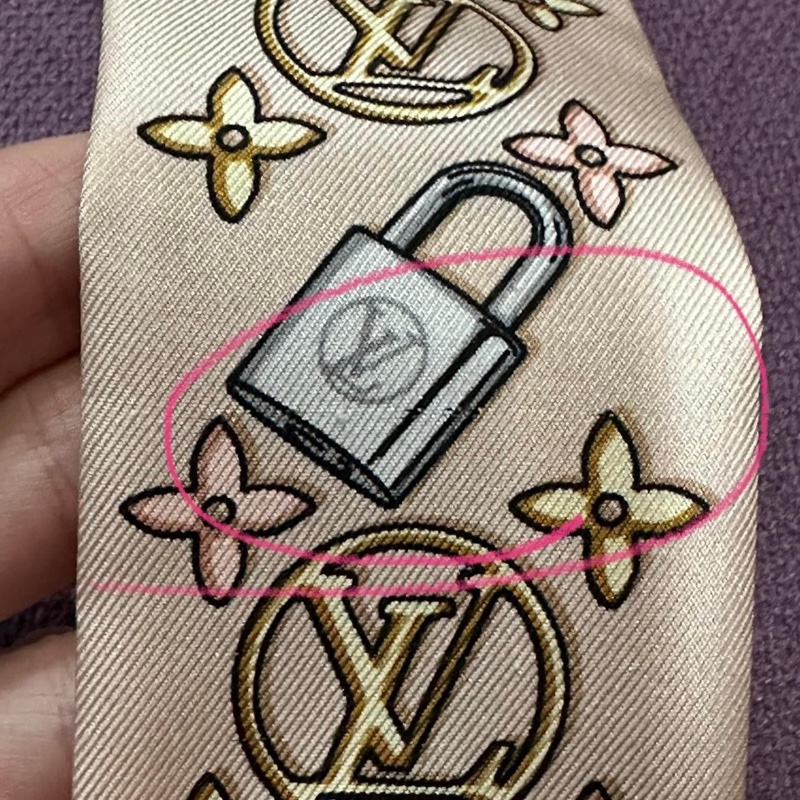 全新 LV 絲巾❤️-5