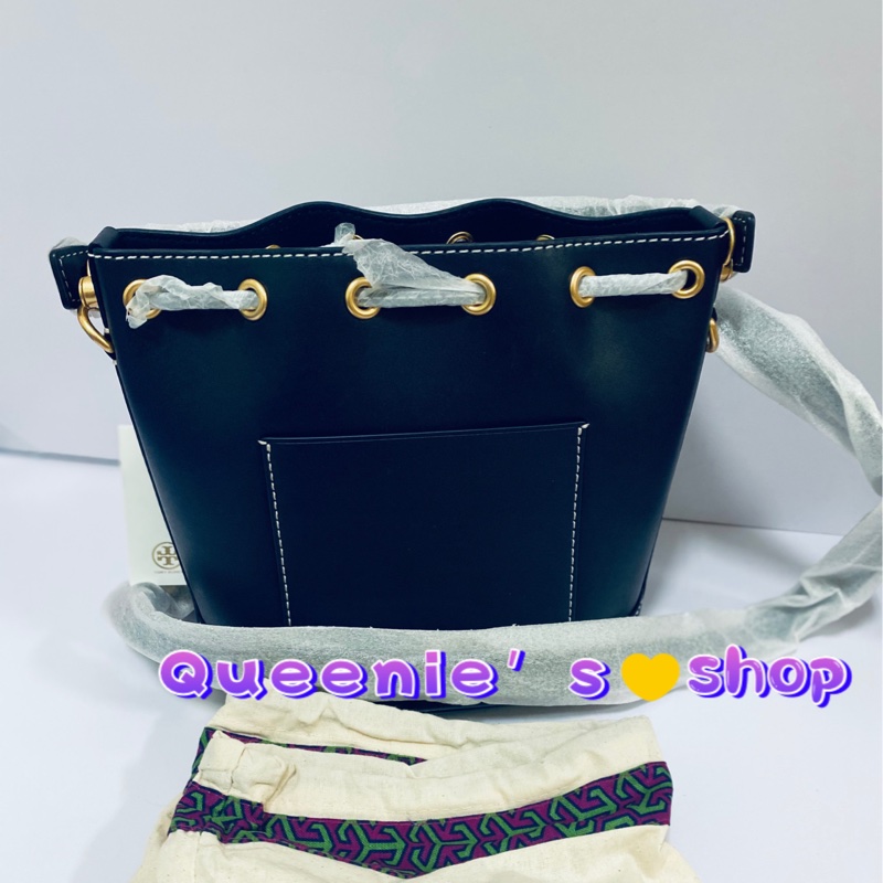 Tory Burch 專櫃款光滑牛皮束口中號水桶包-1